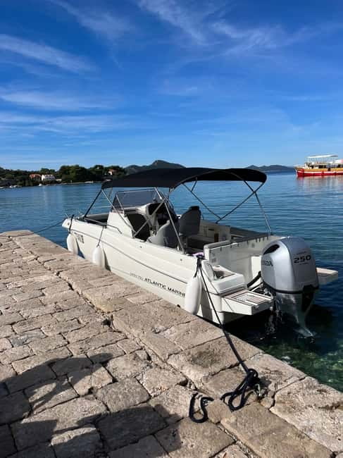 Dubrovnik: Blue Cave Tour by Speedboat with Small Group - The boat ride itself, wind, music, and drinks on board