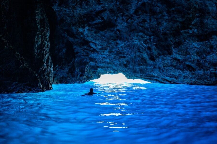 Dubrovnik: Blue & Green Caves Private Boat Tour with Drinks - Timing choices: how the starting hour can affect what you remember