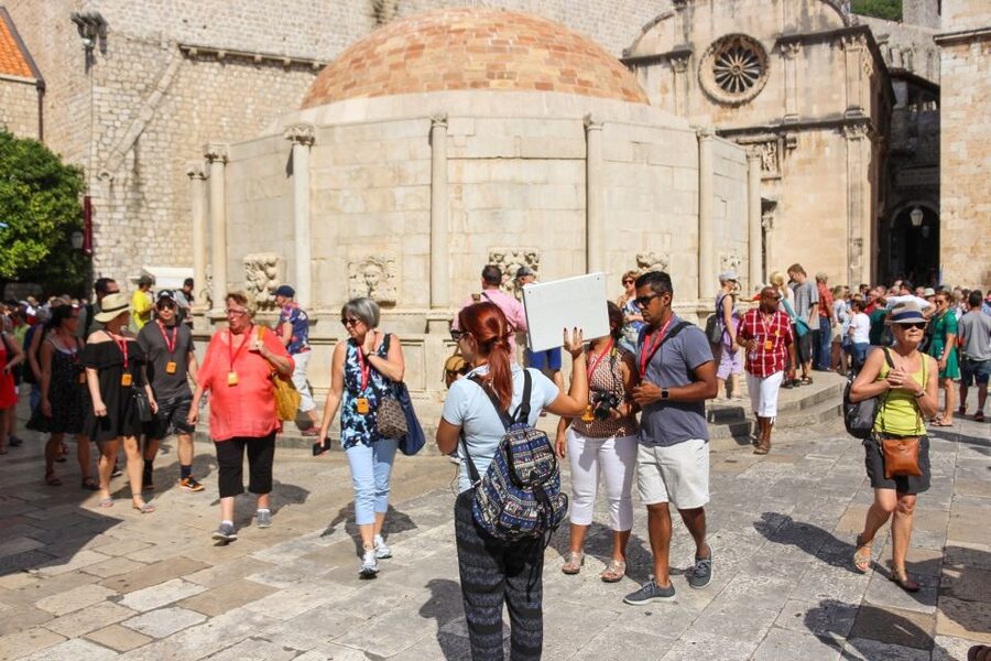 Dubrovnik: Cable Car, Walking Tour and City Walls Combo - The Guided Old Town Walk: Getting the Story Behind the Stone