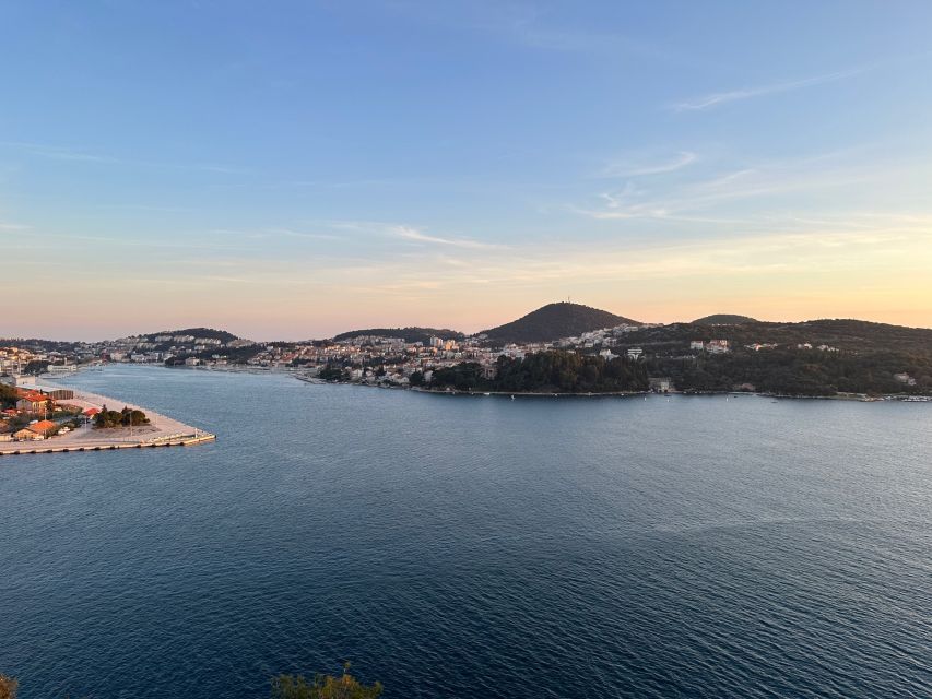 Dubrovnik: City Panorama Small-Group Guided Tour - Who This Dubrovnik Panorama Tour Suits Best