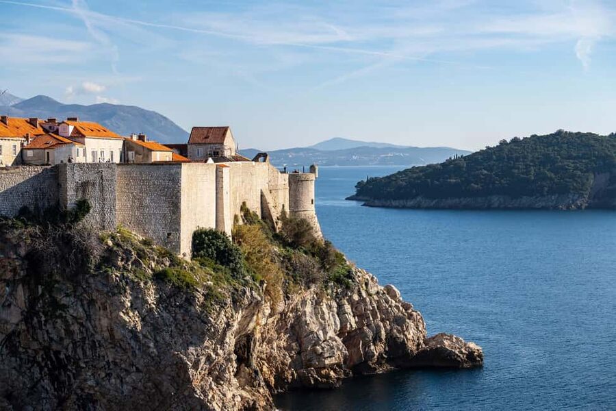 Dubrovnik: City Walls, Old Town Walking Tour & Adriatic View - The City Walls, where Dubrovnik turns into a panorama