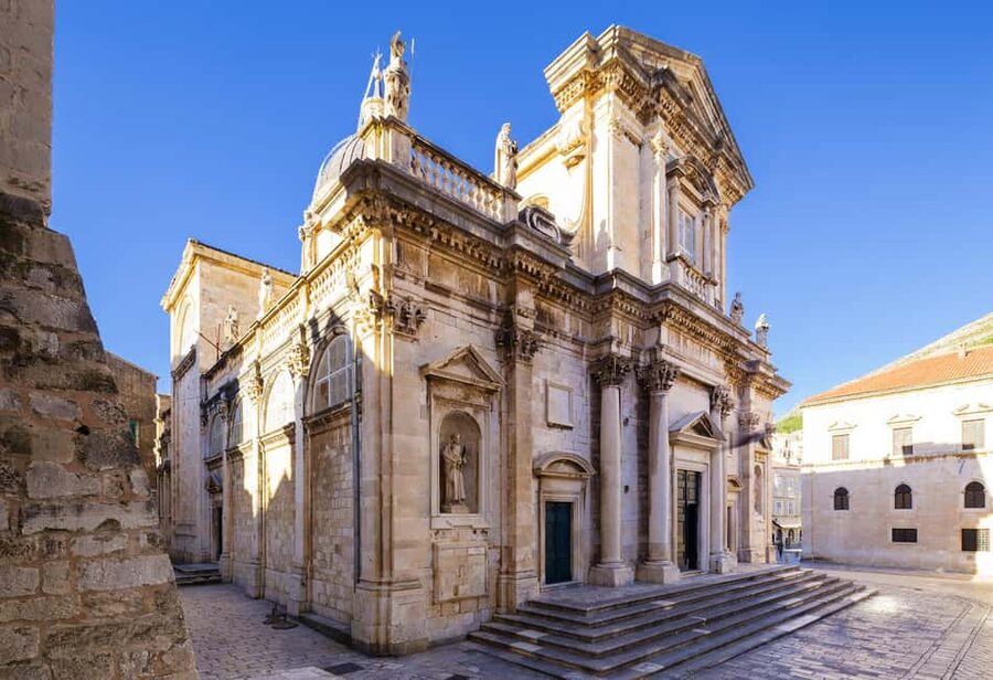 Dubrovnik: City Walls, Old Town Walking Tour & Adriatic View - Stradun and Onofrio’s Fountain, the quick hits with real context
