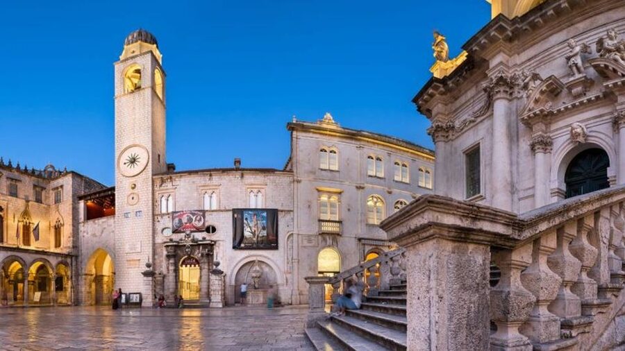 Dubrovnik: City Walls Private Guided Walking Tour - Dubrovnik’s City Walls: why the 1940 meters matter