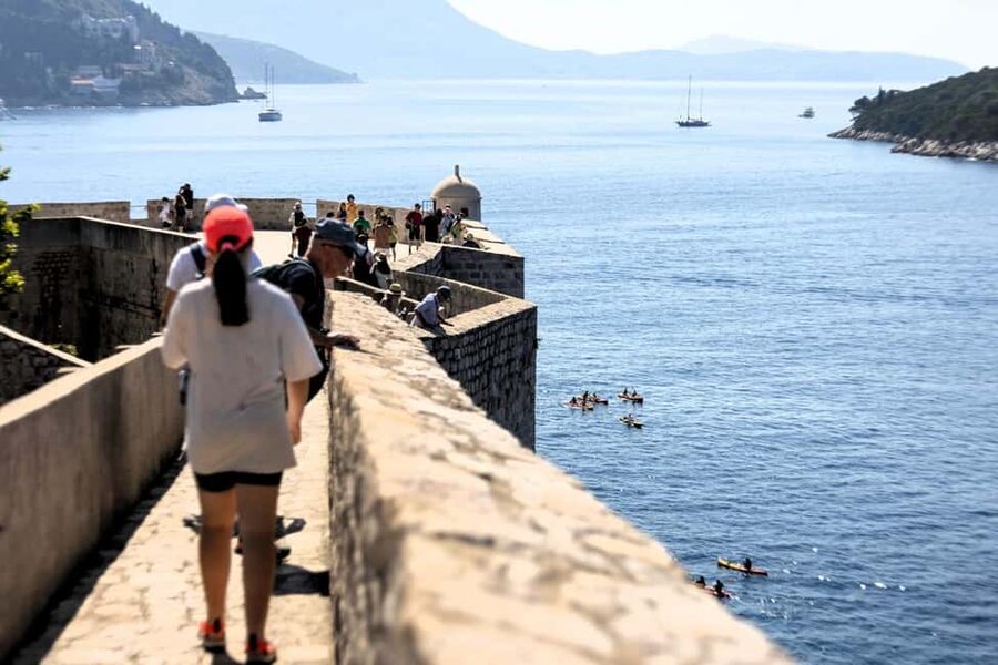 Dubrovnik: City Walls, Stradun & Old Town Story Walking Tour - Stradun, Sponza Palace, and Rector’s Palace: seeing power in plain sight