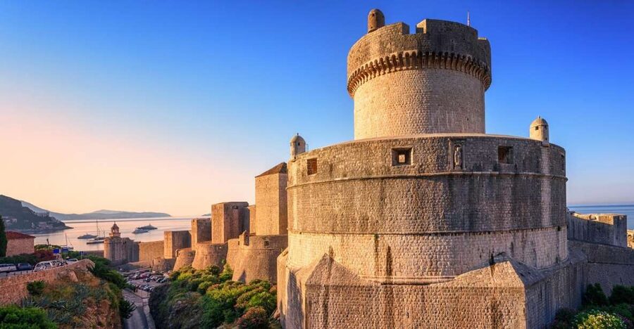 Dubrovnik City Walls Walking Tour - Meeting at Pile Square, then easing into Dubrovnik’s Old Town