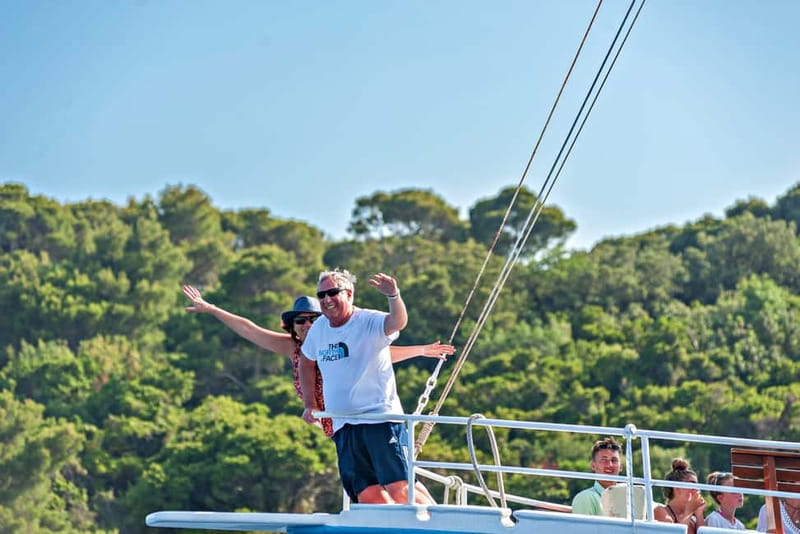Dubrovnik: Elaphite Islands Cruise with Drinks/Lunch Options - The optional Blue Cave stop: when it’s worth the extra effort