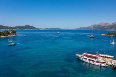 Elaphiti Islands Full-Day Cruise with Lunch