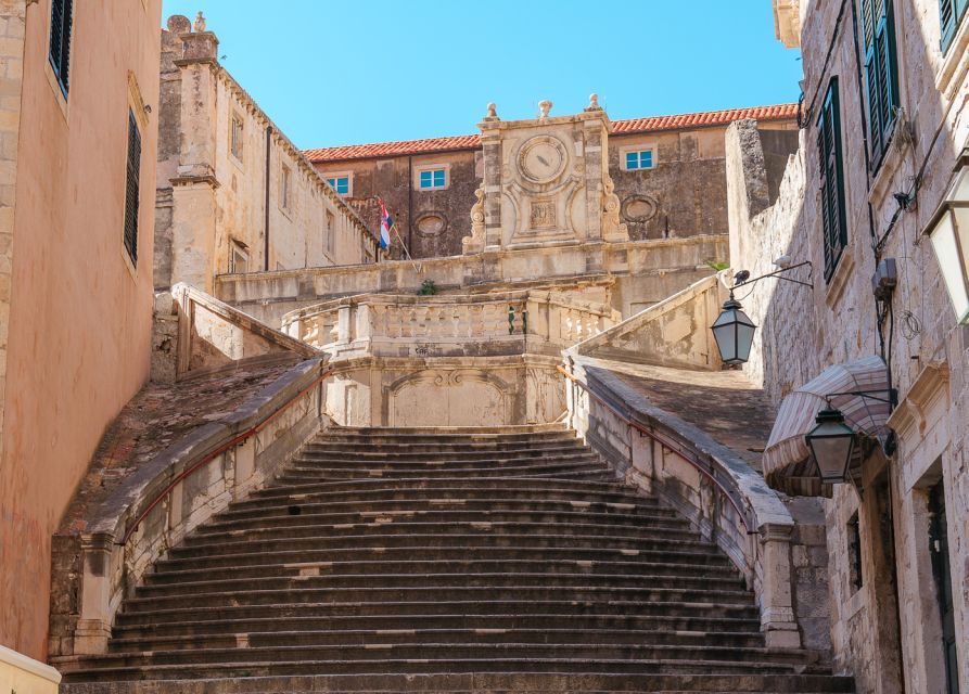 Dubrovnik: Epic Game of Thrones Tour + Lokrum & Saver Option - Guide Style Makes the Biggest Difference
