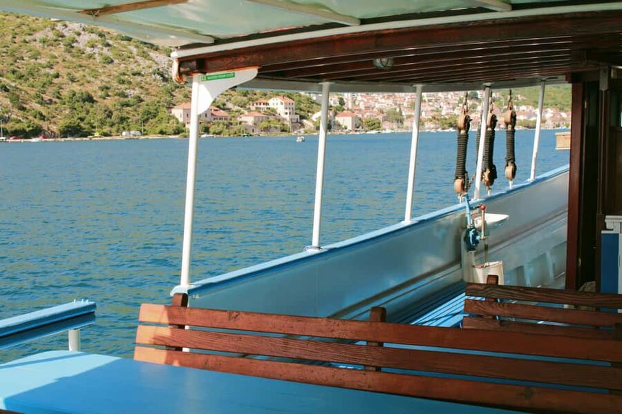 Dubrovnik: Full-Day Blue Cave & Elaphiti Islands Boat Tour - Šipan: Suđurađ, Olive Groves, and a More Laid-Back Feel
