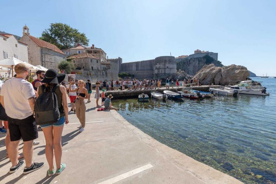 Dubrovnik: Full-Day Total Game of Thrones Experience - Meeting Point at Pile Square: Follow the Blue Umbrella