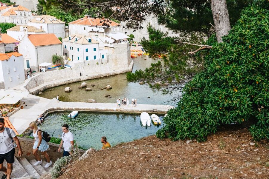Dubrovnik: Game of Thrones and Lokrum Island Walking Tour - What to bring so the tour feels easy, not rushed