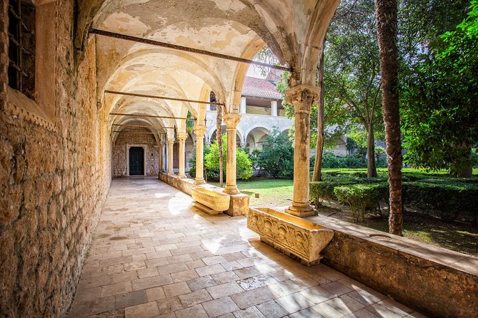 Dubrovnik Game of Thrones Full-Day Tour + Lokrum & Srđ - Jesuit Stairs: Walk of Shame steps and Blackwater Bay context