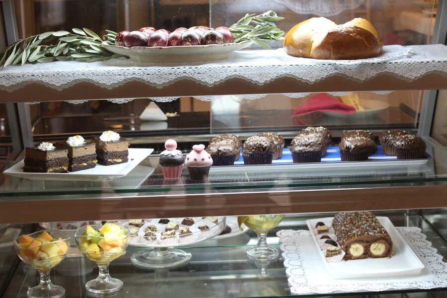 Dubrovnik Gastronomy: 3-Hour Food and Wine Tour - Meeting Big Onofrio’s Fountain, then walking Old Town at a food pace
