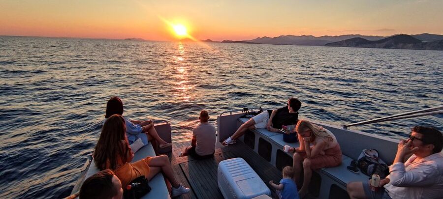 Dubrovnik: Golden Hour Sunset Cruise - Who This Sunset Cruise Is Best For