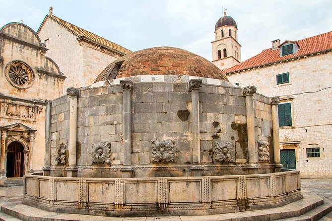 Dubrovnik Guided Group Tour with Ston Oyster tasting from Split & Trogir - Transportation, comfort, and what to expect on the bus