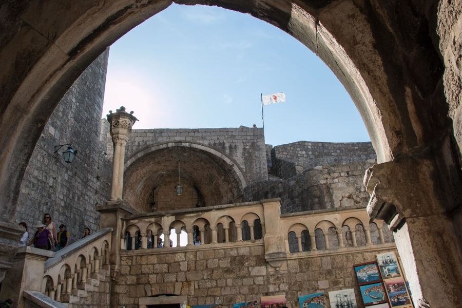 Dubrovnik Highlights & Game of Thrones Locations Tour - Guide Style, Episode Photos, and How to Use This Tour Well