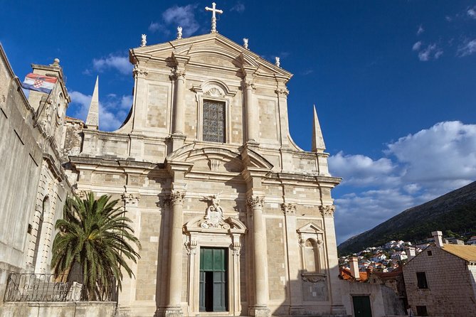 Dubrovnik History Tour + Local Shop Experience (Small Group) - Onofrio Fountain: a landmark you’ll actually remember later