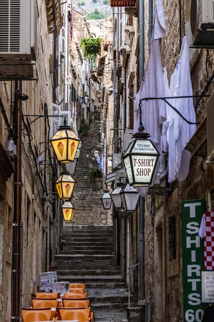 Dubrovnik: History & Walk Through The Old Town - Rector’s Palace: where government and power become visible