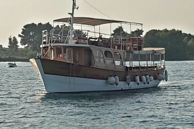 Dubrovnik Islands Boat Tour with Lunch and Unlimited Drinks - Lopud: classic island wandering, gardens, and calm beaches