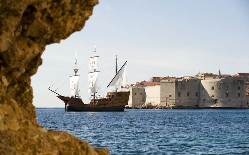 Dubrovnik: Karaka - Game of Thrones Cruise & Walking Tour - Dragon Blood on Board, Plus GOT Trivia That Sticks