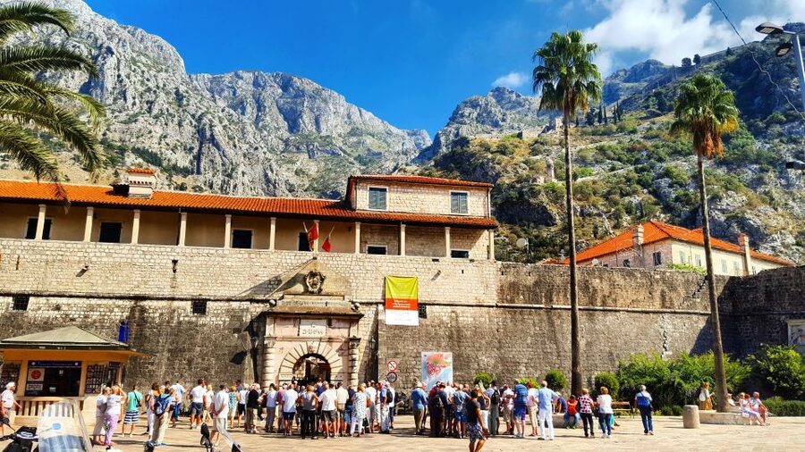 Dubrovnik: Kotor, Perast, Sveti Stefan, and Budva Day Trip - Ferry Across Kotor Bay: The Return Trip You Will Remember