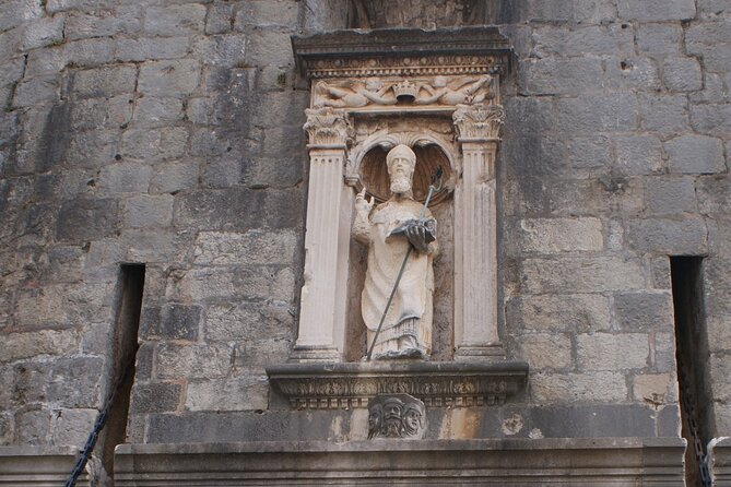 Dubrovnik Old City Group Tour - St. Ignatius of Loyola area, Jesuit steps, and the cat and pigeon stories