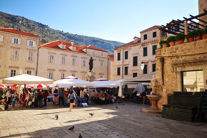 Dubrovnik Old City Group Tour - Cathedral zone and the Kravat necktie shop stop