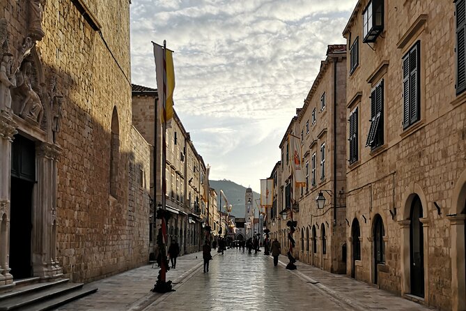 Dubrovnik Old City Private Tour - Stradun, Onofrio’s Fountain, and the flow of the main street