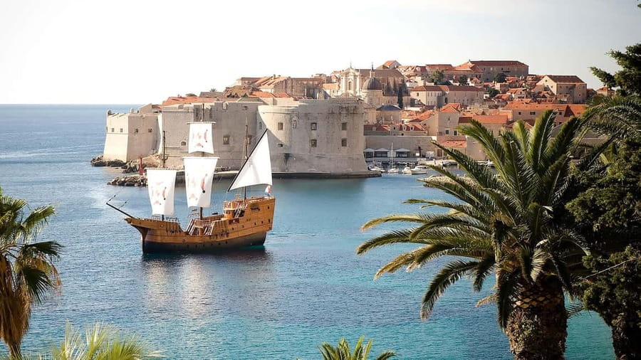 Dubrovnik: Old City Walking Tour with a FREE Polaroid Photo - Revelin to the photo stop that sets the pace