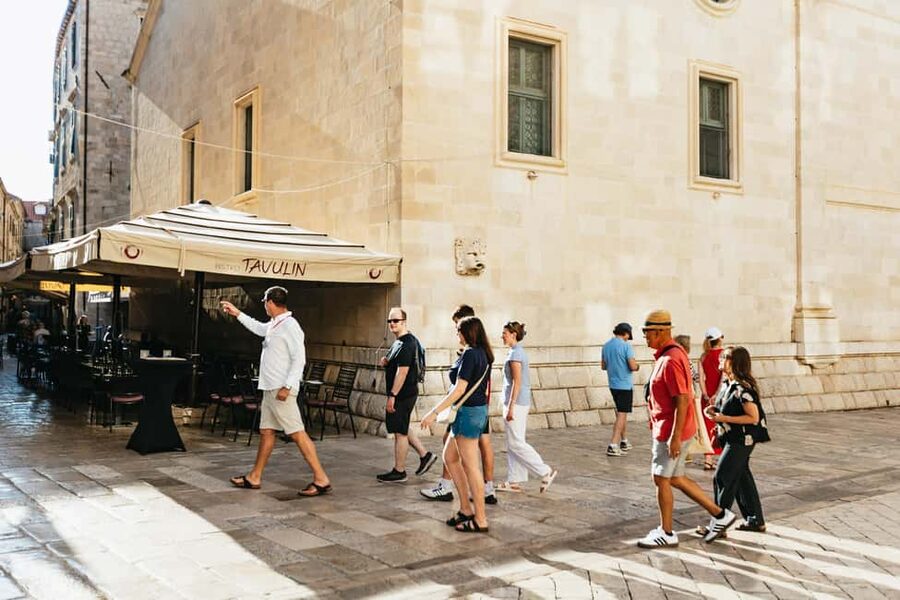 Dubrovnik: Old Town Food Tour - Wine tastings that actually teach you what you’re drinking