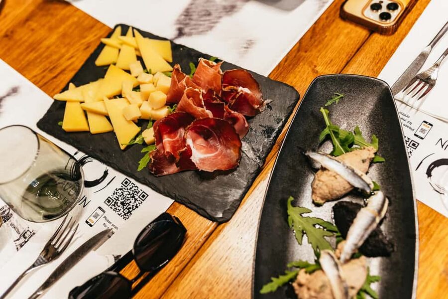 Dubrovnik: Old Town Food Tour - Price and value: what $157 buys you in Dubrovnik