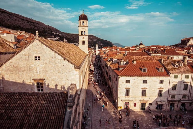 Dubrovnik: Old Town & Game of Thrones Guided Tours Combo - A 3.5-hour Dubrovnik combo that mixes real history and TV details