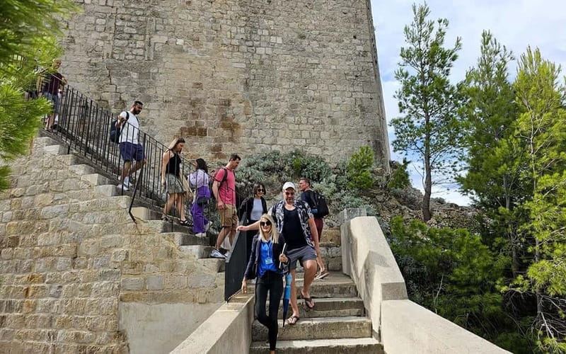 Dubrovnik: Old Town, Lokrum Island Tour with Tickets & Lunch - From Nautika to Westeros mode in Old Town