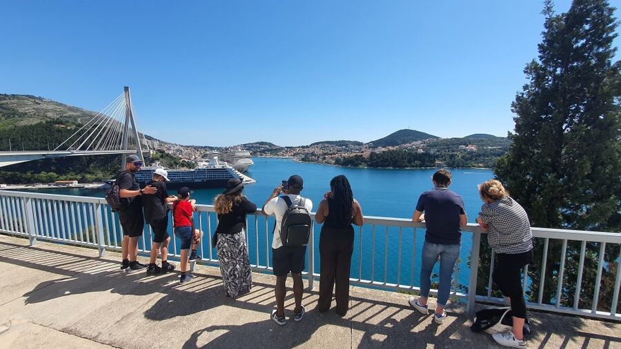 Dubrovnik: Panoramic Ride and Old Town Guided Walking Tour - Dubrovnik in one loop: Mt. Srđ viewpoints and Old Town on foot