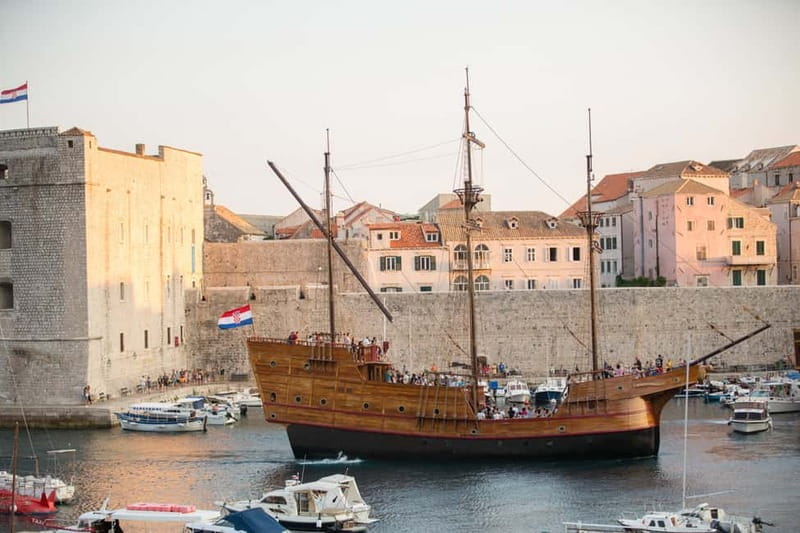 Dubrovnik: Panoramic Sunset Cruise-Karaka Ship (adult only) - A 16th-century Karaka ship that feels like a time machine