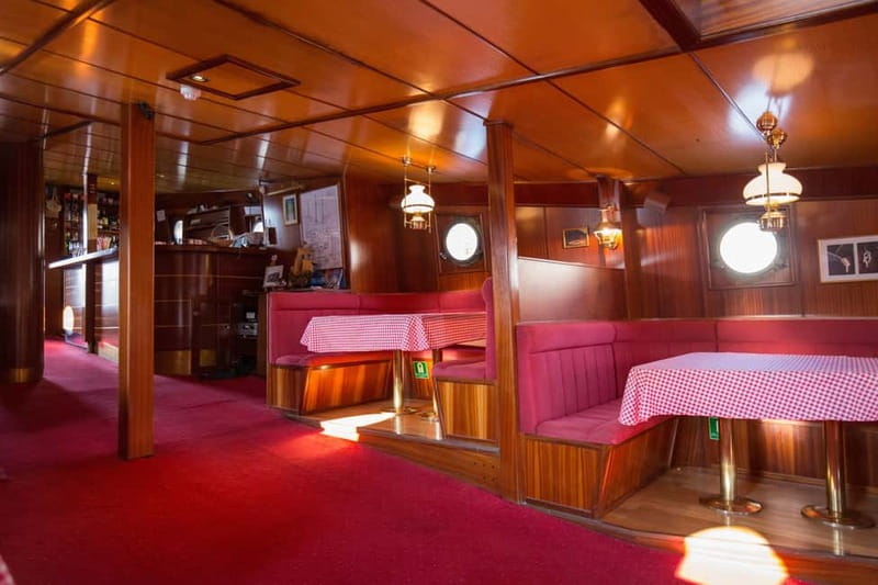 Dubrovnik: Panoramic Sunset Cruise-Karaka Ship (adult only) - Lokrum and the guide’s narration: what the stories add
