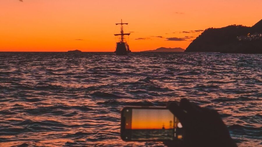 Dubrovnik: Private Boat Cruise at Sunset with Champagne - Key things I’d circle before you book