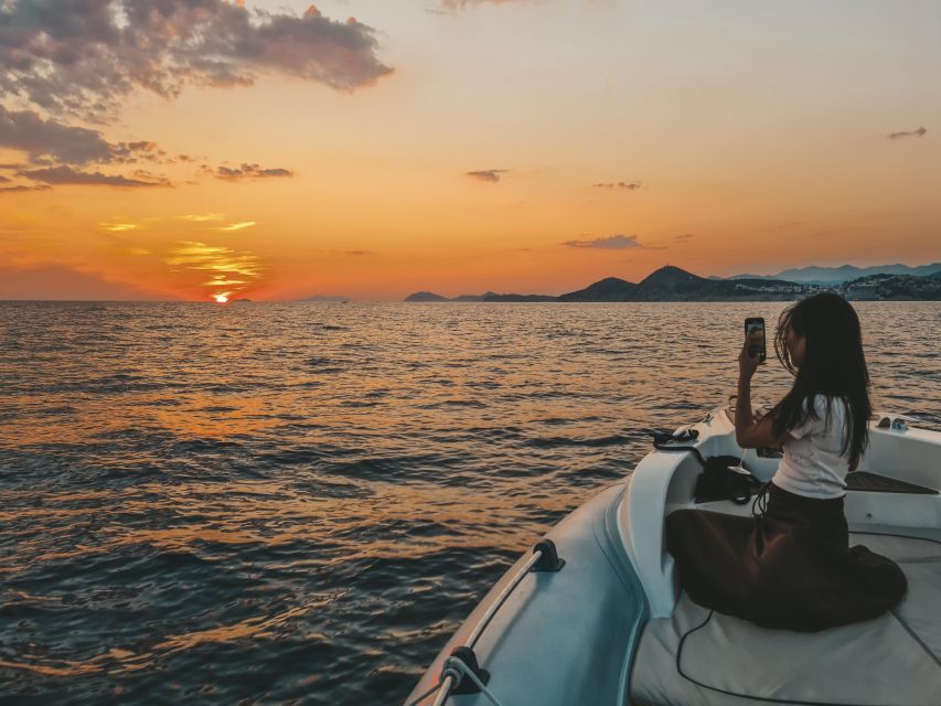 Dubrovnik: Private Boat Cruise at Sunset with Champagne - Meeting at the Lokanda pier, then cruising with Dubrovnik overhead