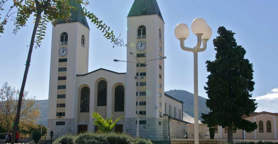 Dubrovnik: Private Day Trip to Medjugorje with Hotel Pickup - The 9-hour plan: a realistic look at timing and energy