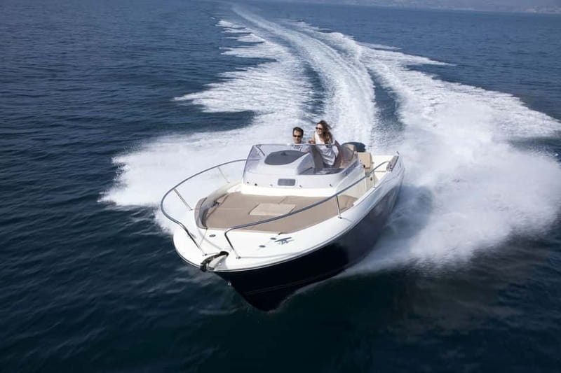 Dubrovnik: Private Elaphite Islands Speedboat Tour - Private speedboat ride, hotel transfer, and onboard comfort