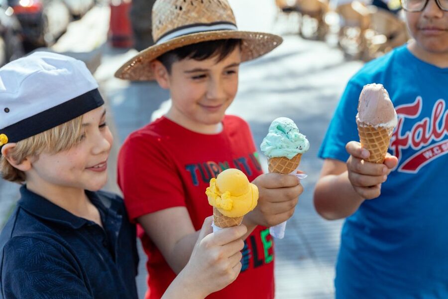 Dubrovnik: Private Family Friendly City Tour with Guide - The game plan: treasure hunts, pop quizzes, and kid-level storytelling
