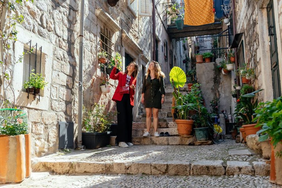 Dubrovnik: Private Family Friendly City Tour with Guide - Rector’s Palace: history that stays human (not just dates)