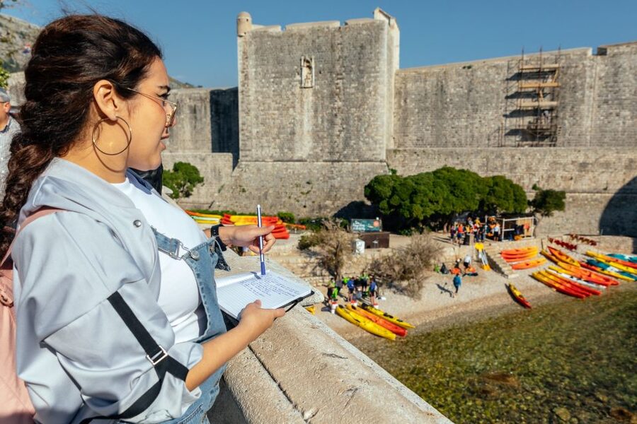 Dubrovnik: Private Family Friendly City Tour with Guide - Starting at Babić Bakery, a simple meet-up point