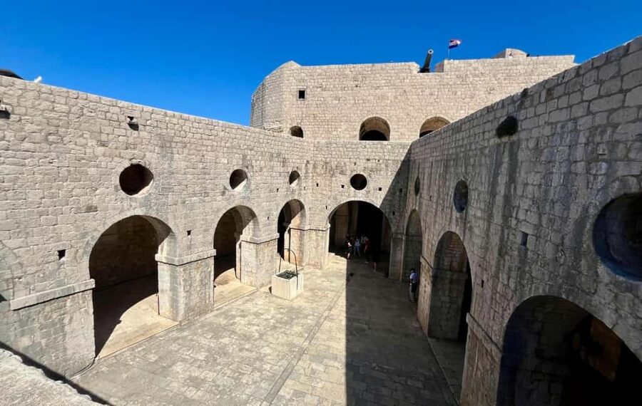 Dubrovnik: Private Game of Thrones Tour: Inside Look - Dominican Monastery and Museum: short, guided, and to the point