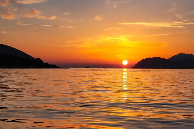 Dubrovnik Romantic Sunset Boat Tour - A romantic sunset sail that stays relaxed, not complicated