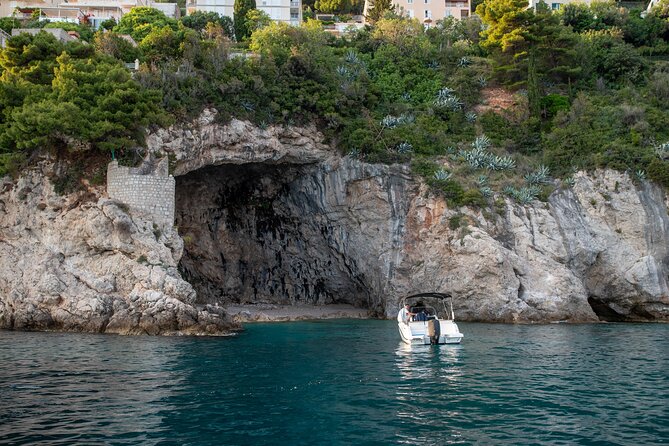 Dubrovnik Sunset Tour By Boat With Local - Fort Lovrjenac, Dubrovnik’s Gibraltar viewpoint