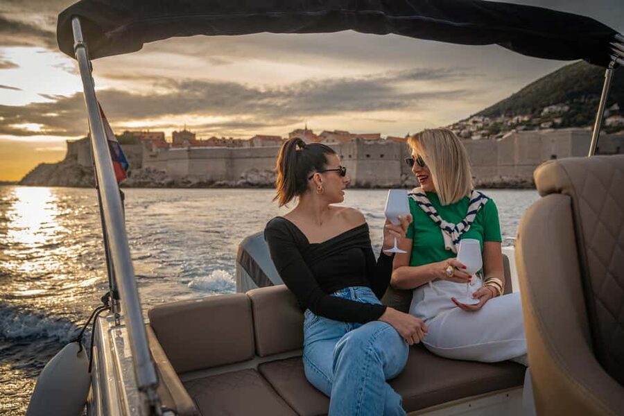Dubrovnik: Sunset Tour With Panorama Of City Walls - Drinks Onboard and What to Plan for Food