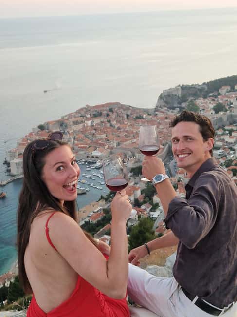 Dubrovnik: Sunset Wine Tasting At Panorama Point - The Private Wine Tasting: 3 Local Bottles and Homemade Snacks