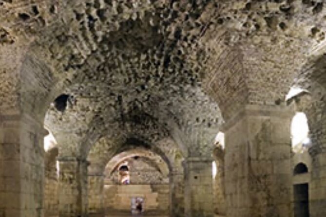 Dubrovnik to Split Private Tour with Transfer - On-the-road comfort: WiFi, restroom, air-conditioning, and luggage help