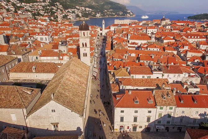 Early Bird Dubrovnik History Tour – 7:30 Start - Stop 3 on Prijeko street: Small alleys, quiet squares, and local tips